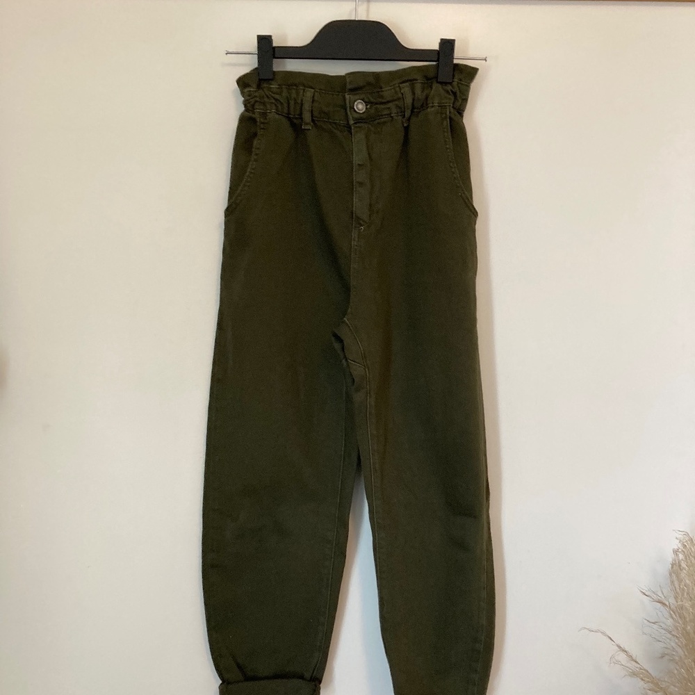 ZARA WOMENS DARK OLIVE GREEN SIZE 02 CINCH WAIST DETAIL PANTS IN GOOD CONDITION!